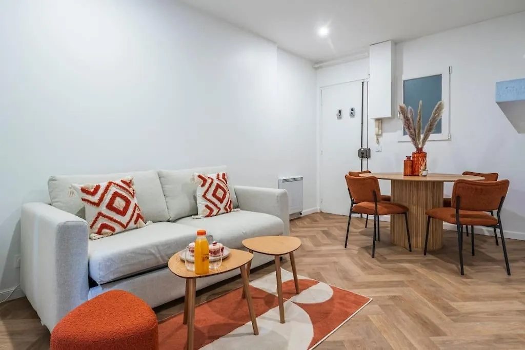 Apartment Studio Avec Terrasse #Sacrecoeur #Montmartre Paris